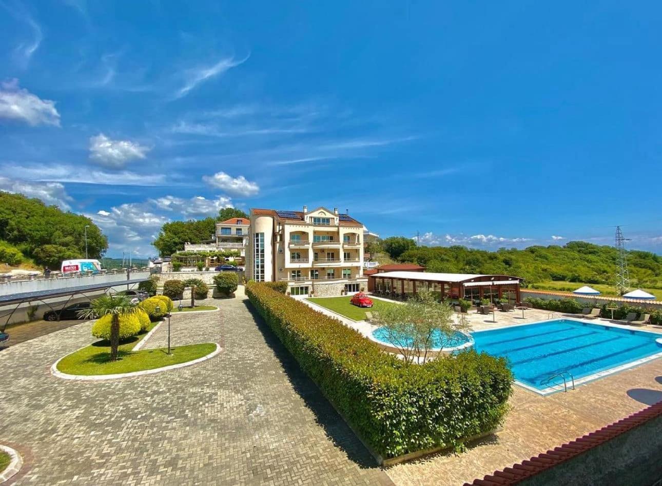 Apart Hotel Llolla Улцинь Экстерьер фото