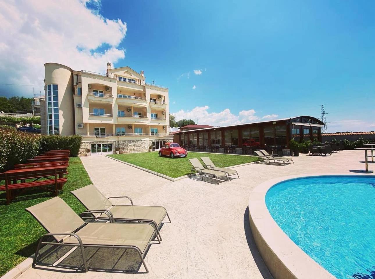 Apart Hotel Llolla Улцинь Экстерьер фото