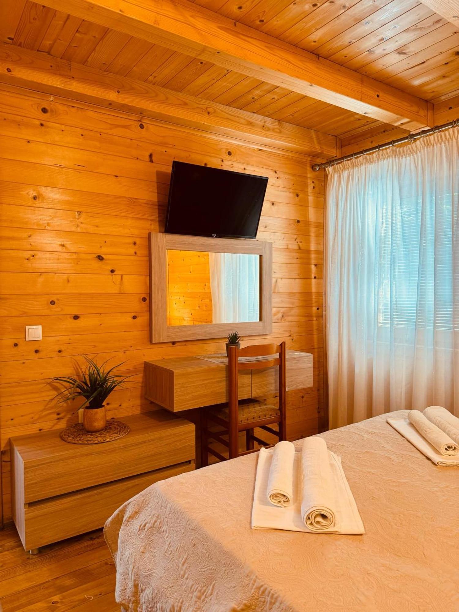 Apart Hotel Llolla Улцинь Экстерьер фото