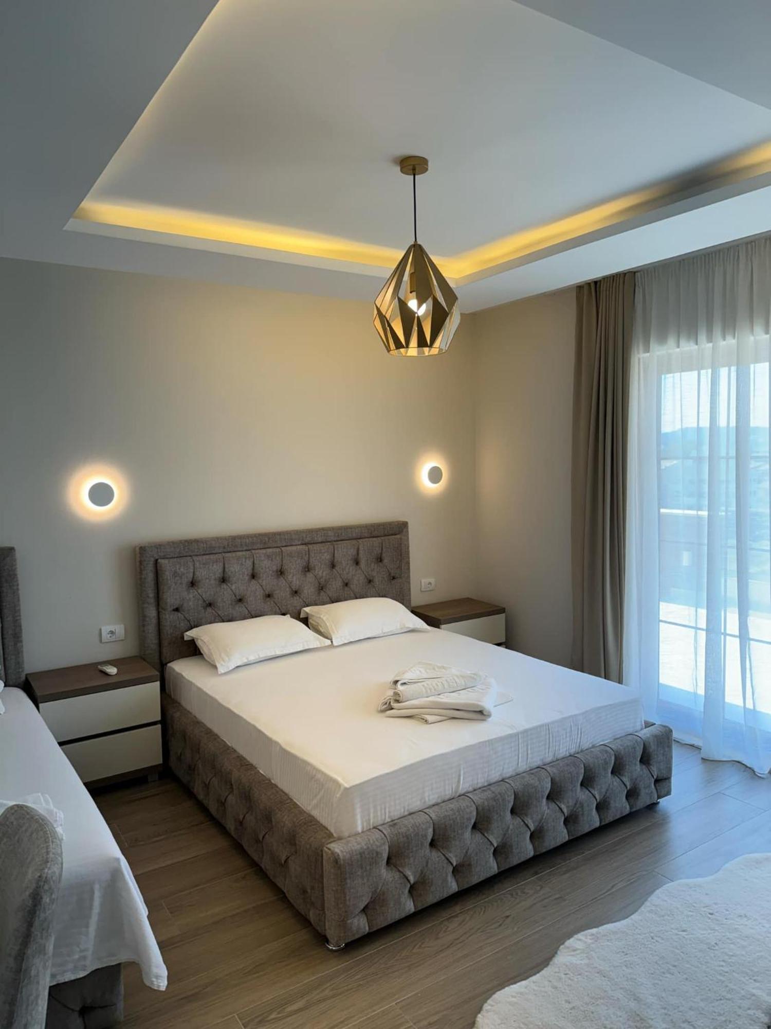 Apart Hotel Llolla Улцинь Экстерьер фото
