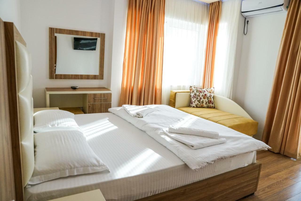 Apart Hotel Llolla Улцинь Экстерьер фото